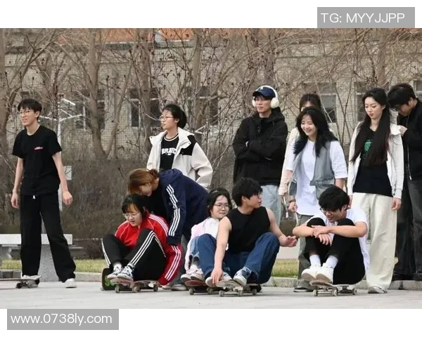 滑板人生的追逐与坚持陈娜分享她的滑板梦想与成长故事 滑板人生的追逐与坚持陈娜分享她的滑板梦想与成长故事