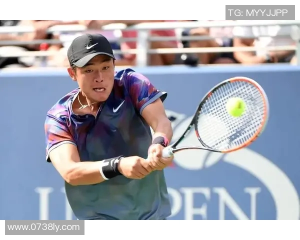 聚焦网球：探讨上海网球队在战术灵活性与适应性方面的创新与挑战